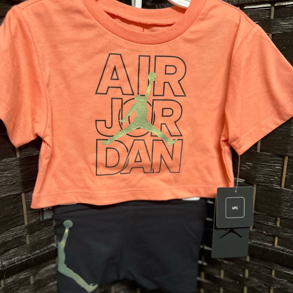 24 months Nike 2pc short outfit